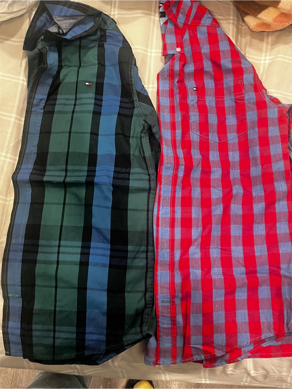 Tommy Hilfiger Men’s Green Plaid Button-Down Shirt